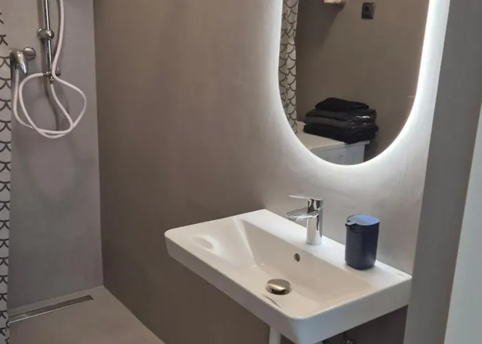 Betterhome Am Stadion I Free Parking I Self Check-in Appartement