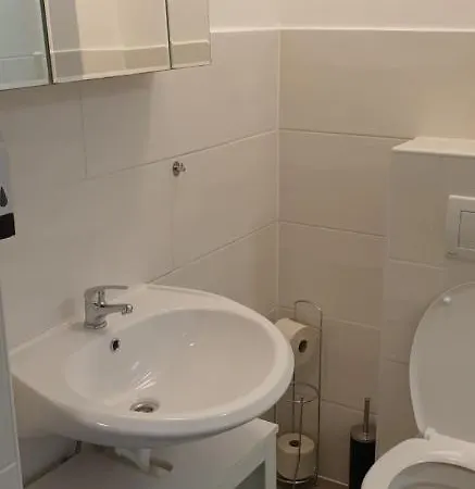 Betterhome Am Stadion I Free Parking I Self Check-in Appartement *